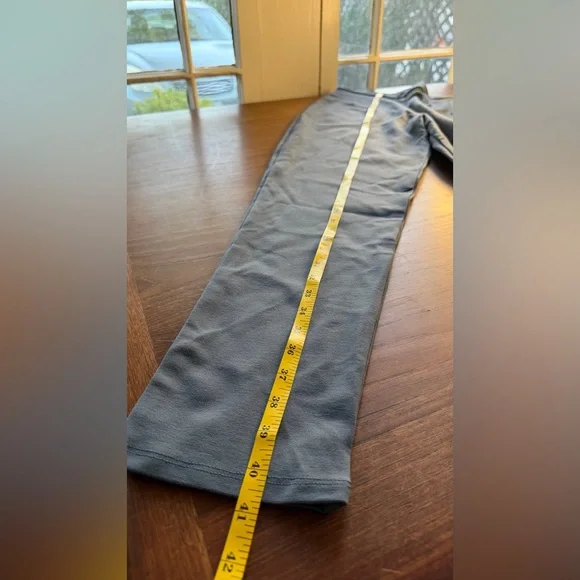 High-Waist Slim Fit Women's Pants in Gray - Picture 6 of 8